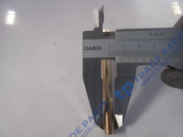 Реальная фотография болт м8 шестигранный с фланцем howo t5g, sitrak c7h