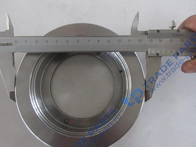 Реальная фотография седло (корпус) сальника выходного вала кпп zl40/50 3030900119 / zl50.3.3-3