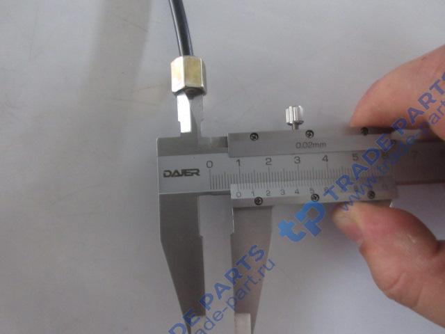 Реальная фотография трубка вакуумного регулятора опережения впрыска тнвд