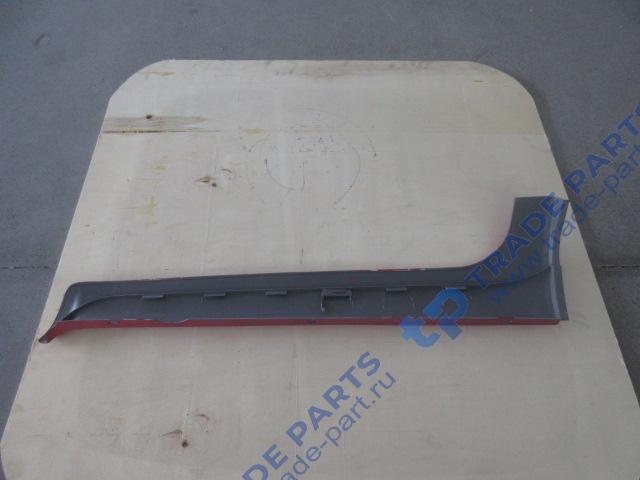 Реальная фотография обтекатель стойки кабины левый красный