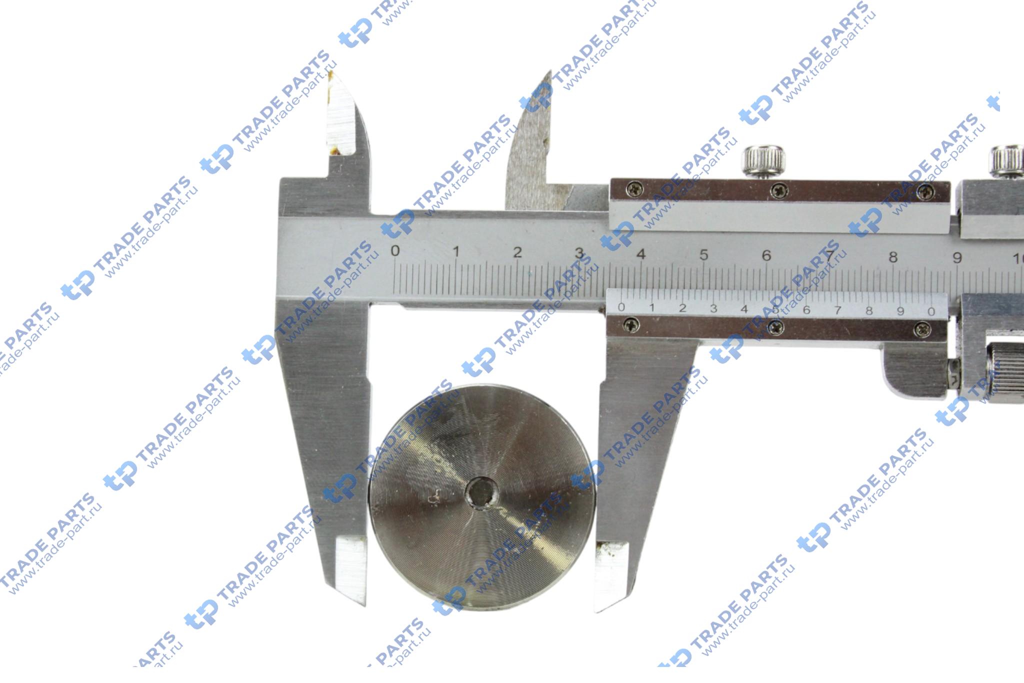 Реальная фотография клапан выпускной deutz 912 913