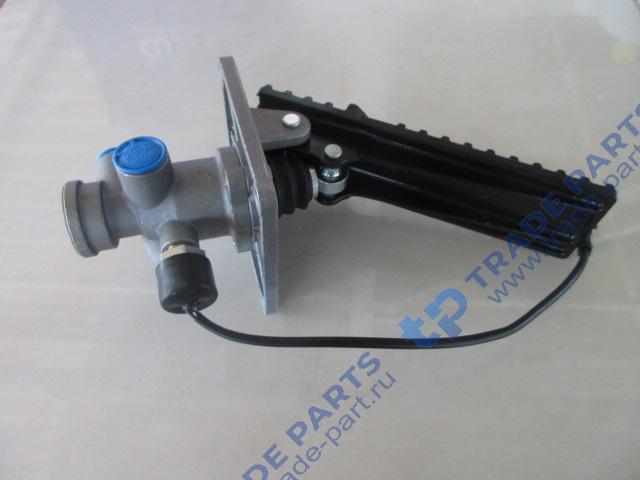 Клапан тормозной в сборе с педалью Shantui L55-B5 OEM