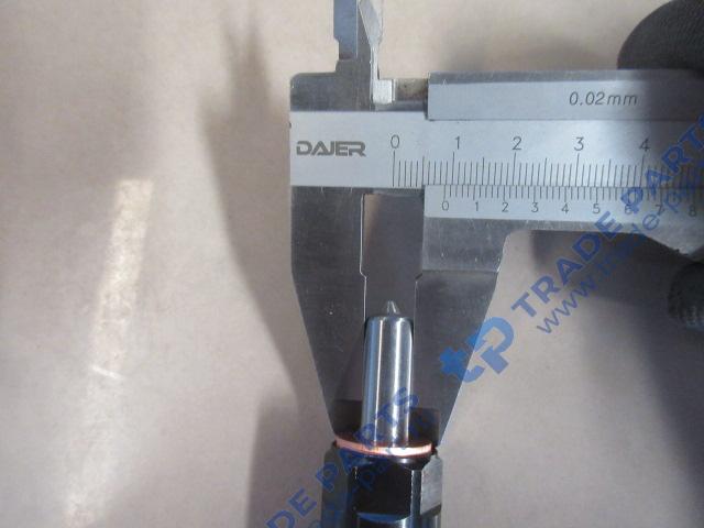 Реальная фотография форсунка топливная yuchai yc6j125