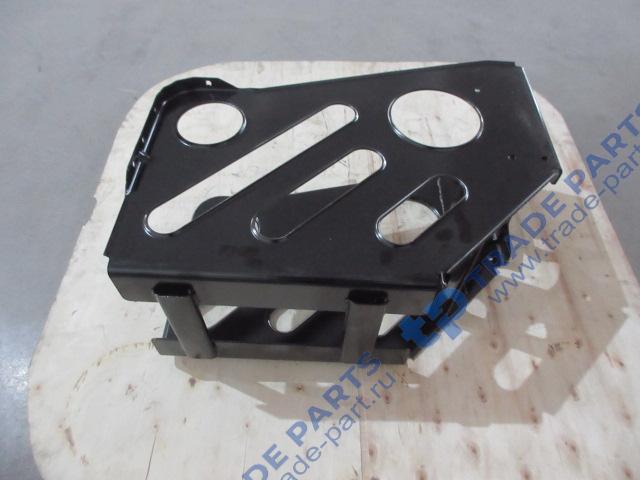 Реальная фотография кронштейн бака мочевины faw j6