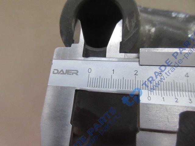 Реальная фотография кронштейн рессоры передний правый howo t5g / sitrak c7h качество о