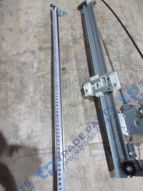 Реальная фотография стеклоподъемник левой двери в сборе (механический) faw j6 3250