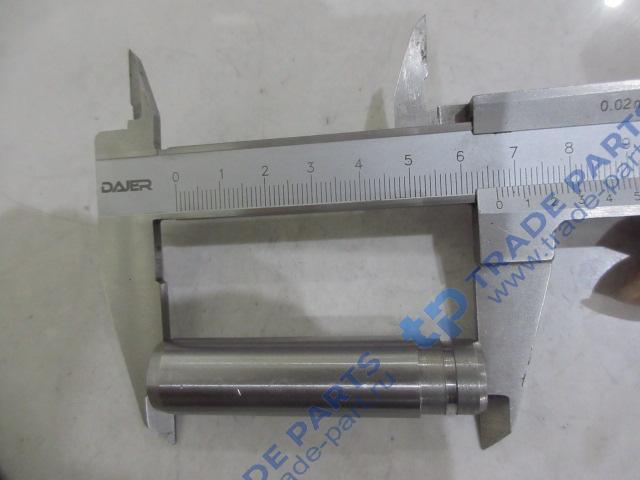 Реальная фотография направляющая клапана 430-1007018/6105qa-1007018