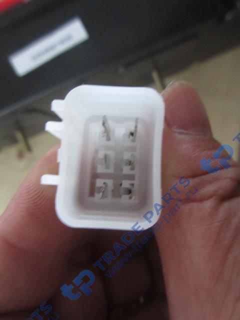 Реальная фотография фонарь задний f2000/f3000 правый dz9200810020