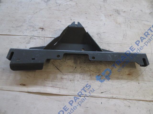 Реальная фотография кронштейн бампера правый sitrak c7h