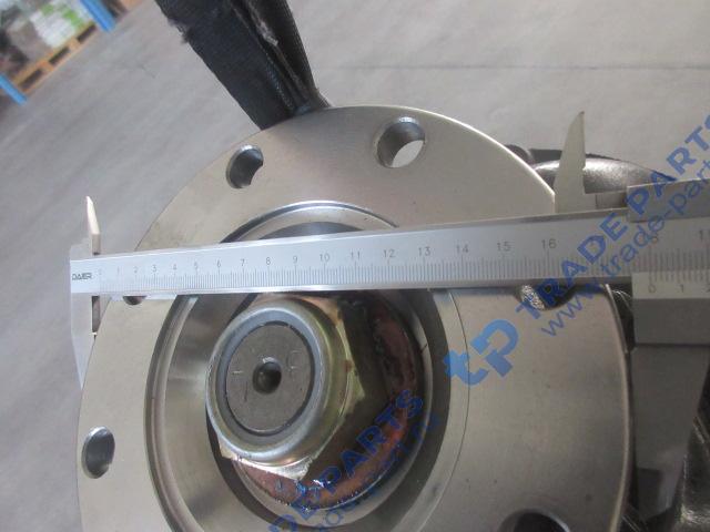 Реальная фотография редуктор передний zl50fv lw500fn(37/7,26шлиц) фланец 8 отв.d=180мм/45шл xcmg