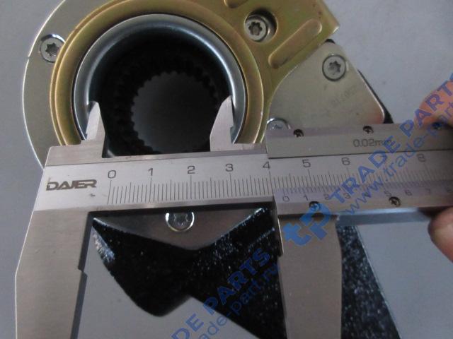 Реальная фотография трещетка тормозная xcmg qy50kа 860501427