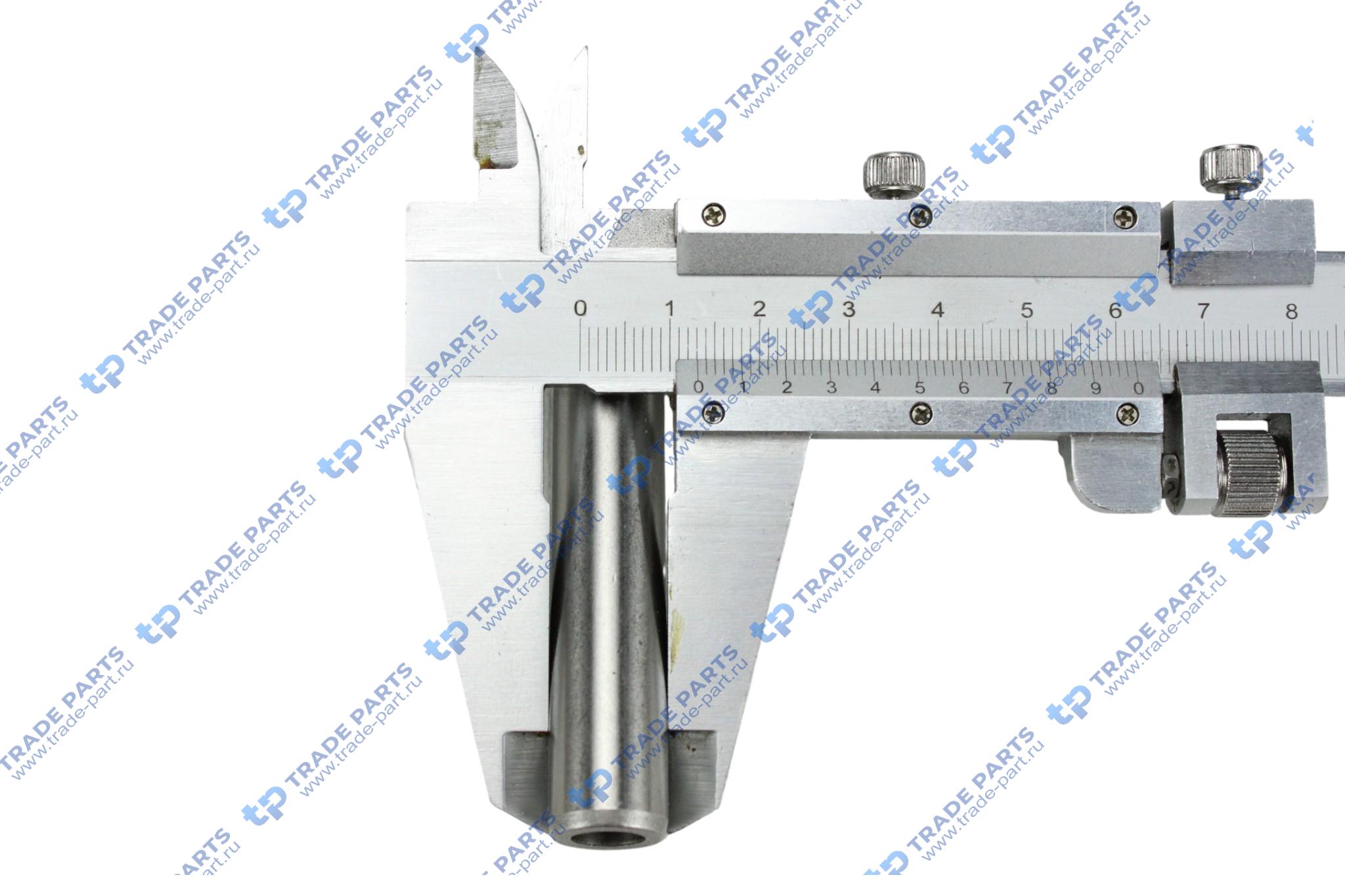 Реальная фотография втулка направляющая вп/вып клапана deutz bf4m/6m 2013, tcd 2012 l4/l6 4v 8x13.04x58.3
