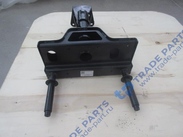 Реальная фотография кронштейн подножки правый 8х4 е5 j6