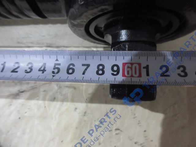 Реальная фотография тяга реактивная прямая верхняя l=587 по центрам howo az9631521175