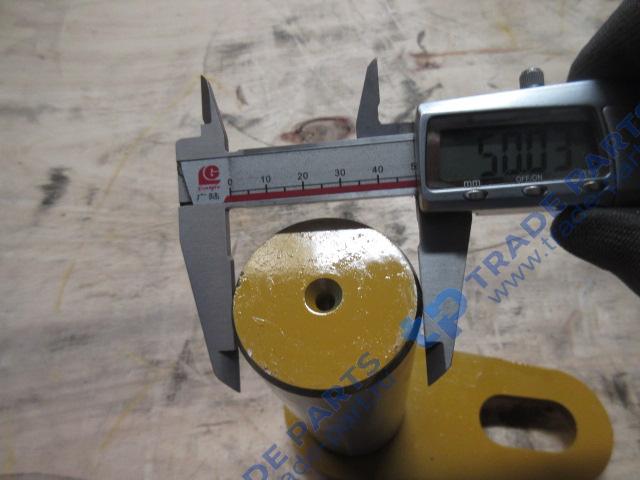 Реальная фотография палец гидроцилиндра стрелы lonking cdm843