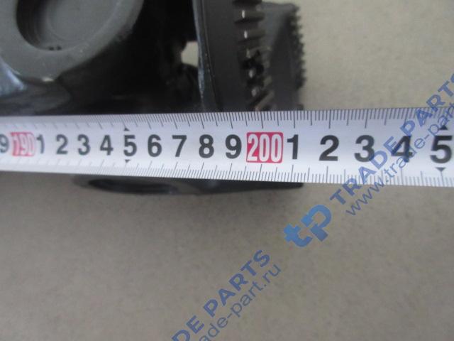 Реальная фотография вал карданный основной 8x4 l=2000 фланцы 180x4