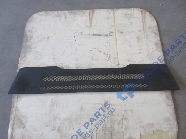 Решетка бампера F3000 центральная