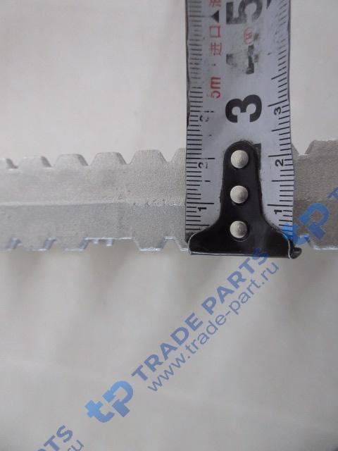 Реальная фотография подножка x3000 (ступень верхняя)