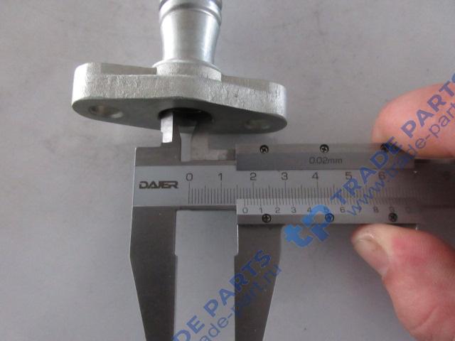 Реальная фотография трубка обратки турбокомпрессора yuchai j8000-1118340 yc6j125z качество о