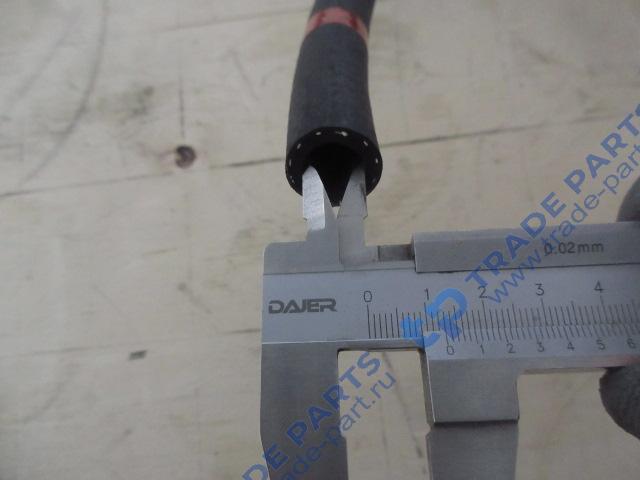 Реальная фотография трубопровод с обогревом мочевины между двигателем и тройником faw j6 качество о