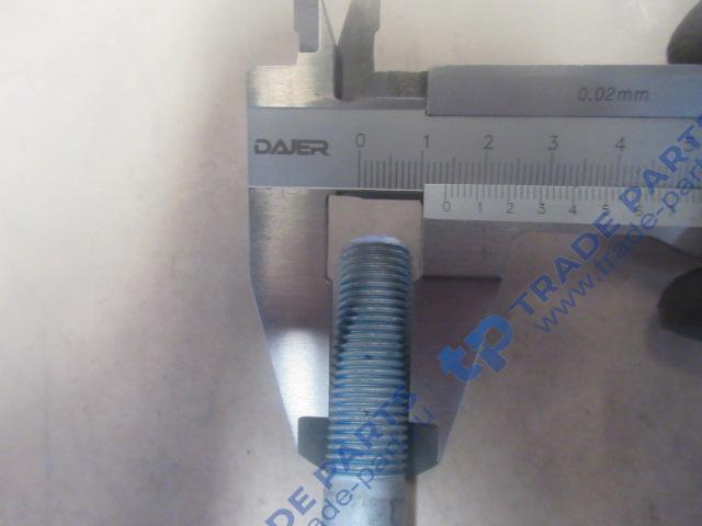 Реальная фотография болт м14*1,5 крепления кронштейна гур sitrak c7h качество о