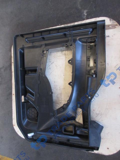 Реальная фотография обшивка двери правая sitrak c7h качество о