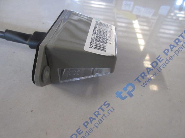 Реальная фотография фонарь освещения знака номерного sitrak c7h howo t5g