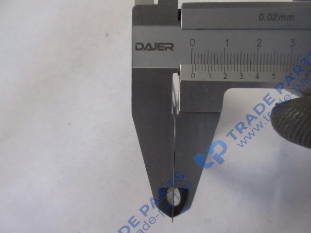 Реальная фотография покладка трубки слива масла с турбины sitrak mc11/mc13