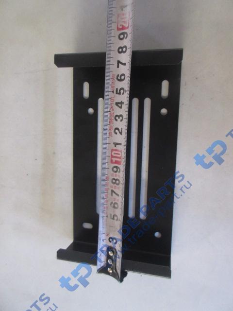 Реальная фотография кронштейн блока управления камерами howo t5g, sitrak c7h