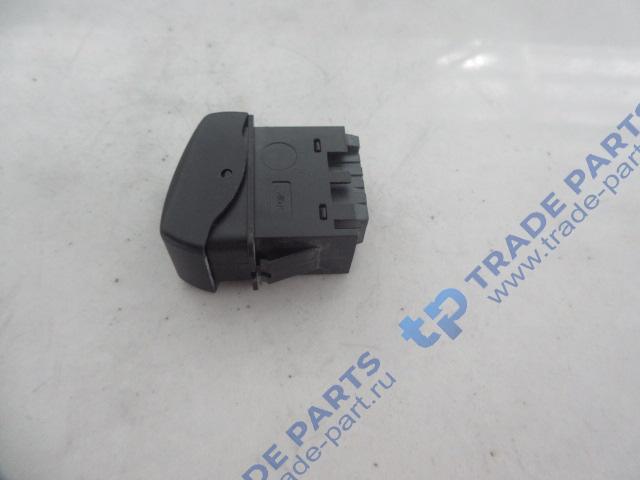 Реальная фотография клавиша включения габаритов и ближнего света x3000