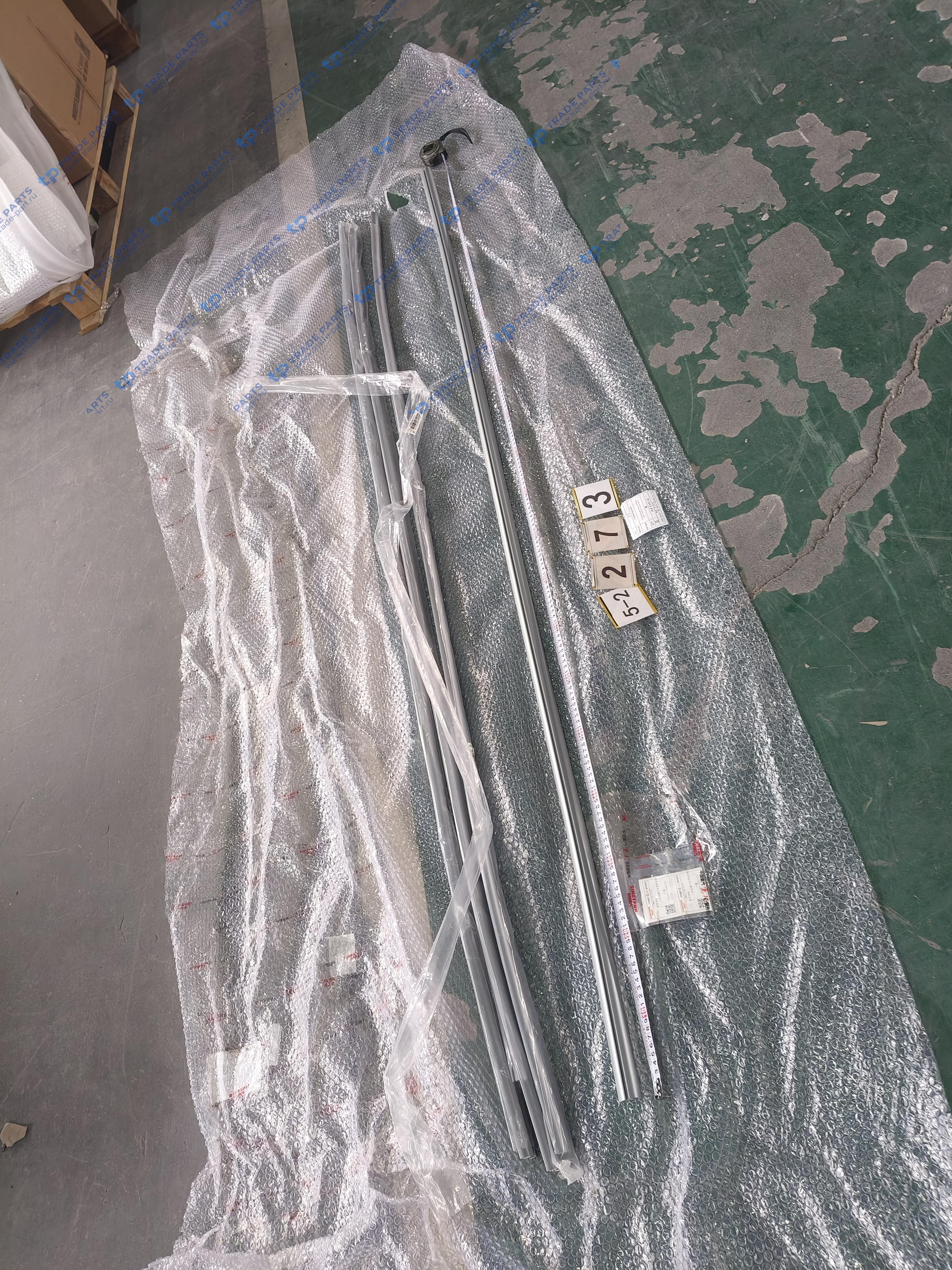 Направляющая шторы спального места Sitrak C7H качество О