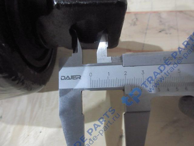 Реальная фотография тяга реактивная прямая верхняя l=587 по центрам howo az9631521175