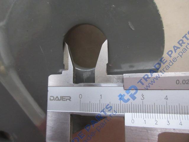 Реальная фотография кронштейн рессоры передний левый howo t5g / sitrak c7h качество о