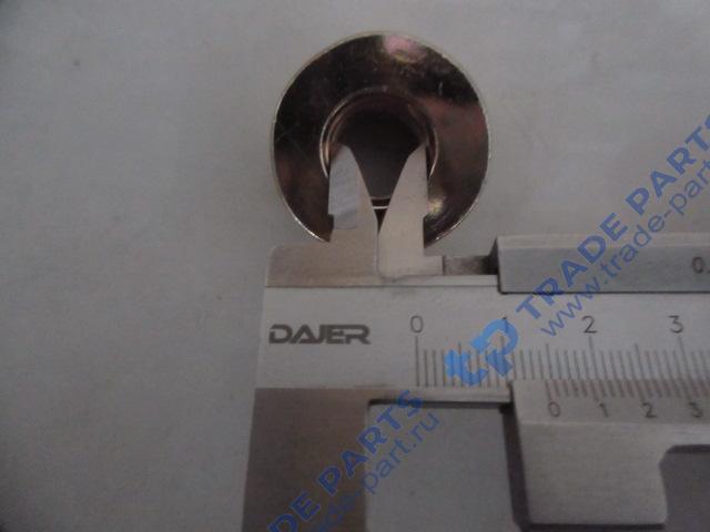 Реальная фотография гайка м? с фланцем цилиндра кабины faw качество о