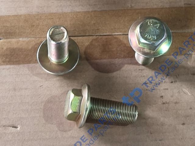 Болт с шестигранной головкой J7 4180 качество О