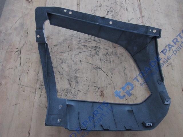 Реальная фотография накладка фары правая chenglong h7