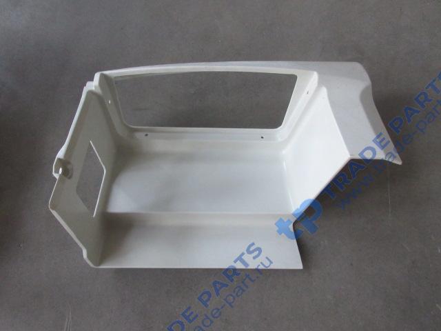 Реальная фотография корпус подножки нижний правый j7