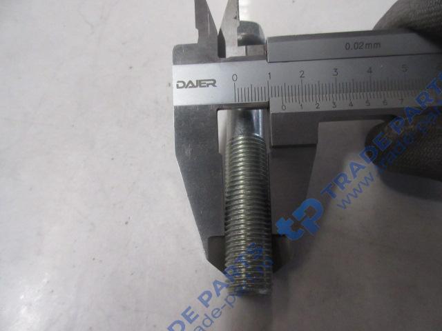 Реальная фотография болт м14х83 крепления v-обр. штанги нижний faw j6 качество о