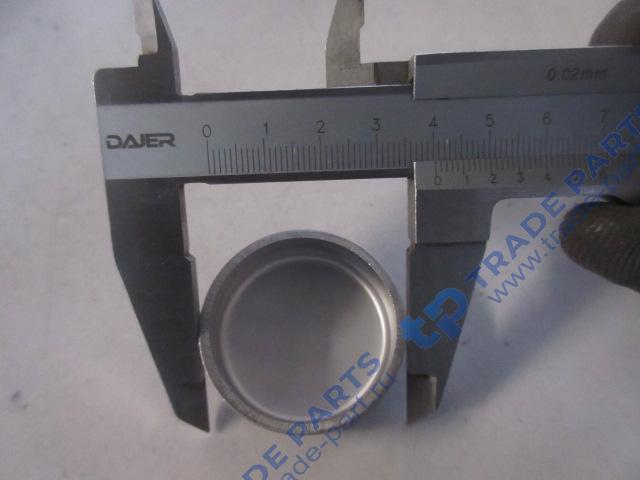 Реальная фотография заглушка блока цилиндров 40*30 sitrak