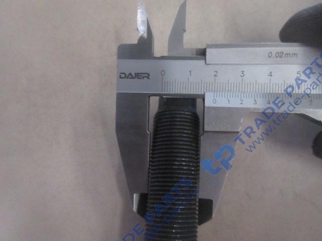 Реальная фотография болт шестигранный стопорный m20x1,5x 75-tc sitrak качество о