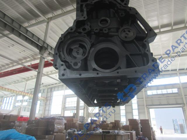 Реальная фотография блок цилиндров двигателя mc11 mc13 sitrak