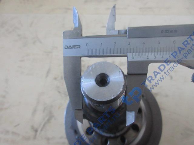 Реальная фотография дифференциал межосевой крупный шлиц z=8 с подшипником 199014320166/6019