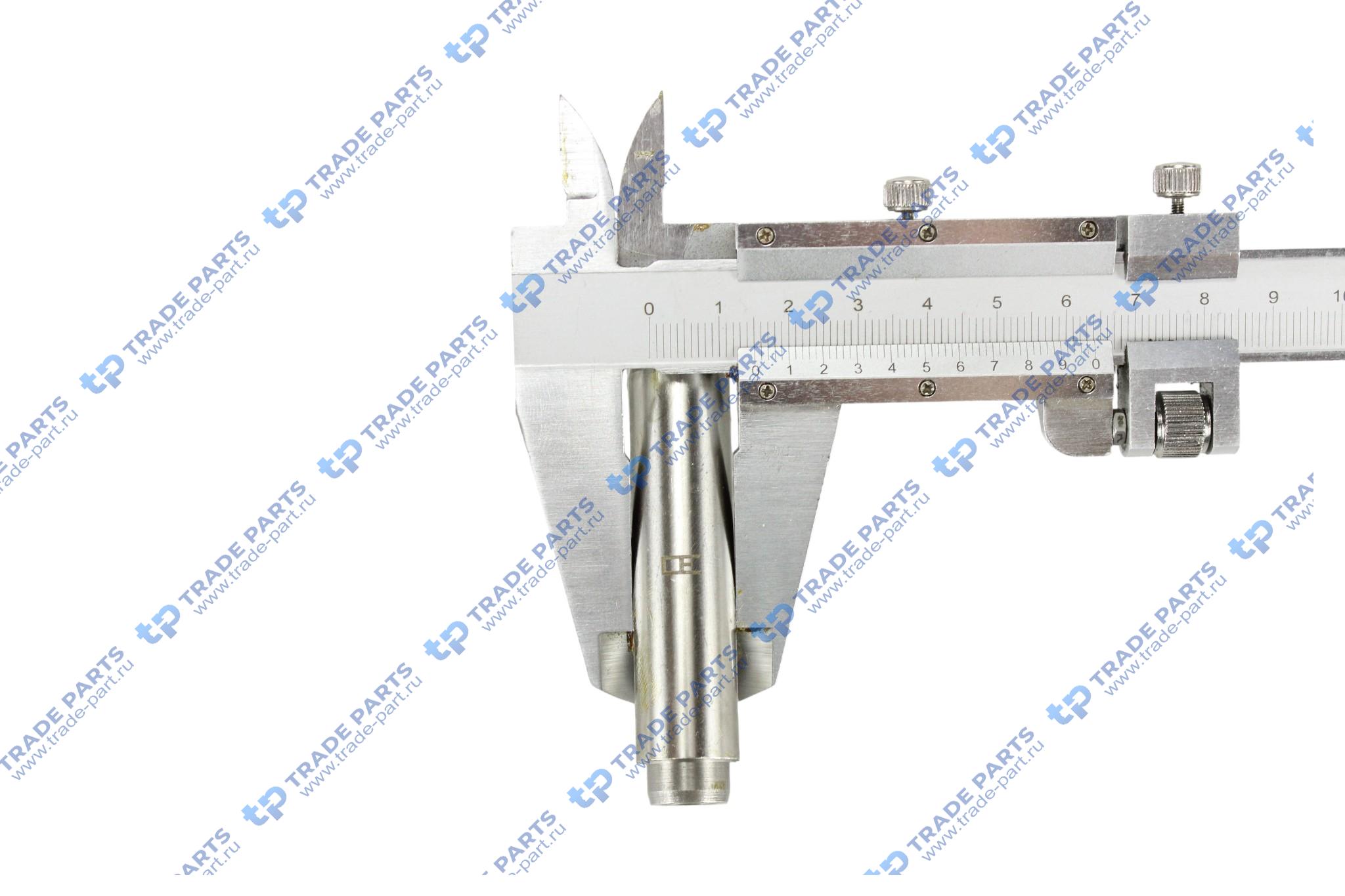 Реальная фотография втулка направляющая вп/вып клапана deutz bfm1015, tcd2015 (0422 0708) 8x15.03x66