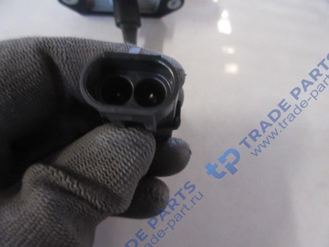 Реальная фотография фонарь освещения знака номерного sitrak c7h howo t5g