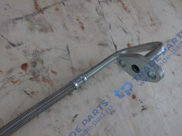 Реальная фотография трубка подачи масла турбокомпрессора