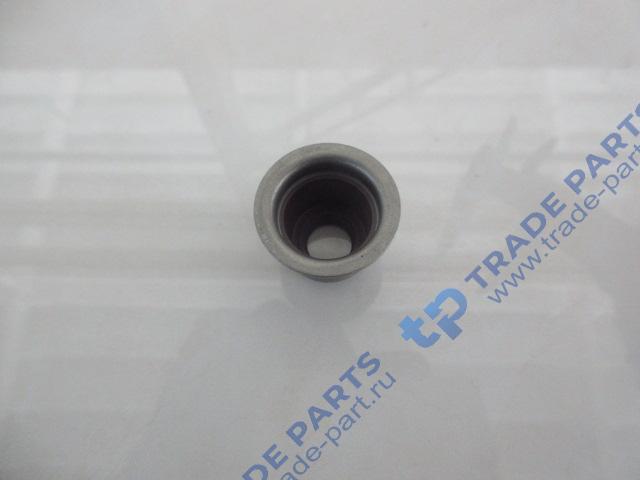 Реальная фотография колпачок маслосъемный выпускной d=16 (c юбкой)