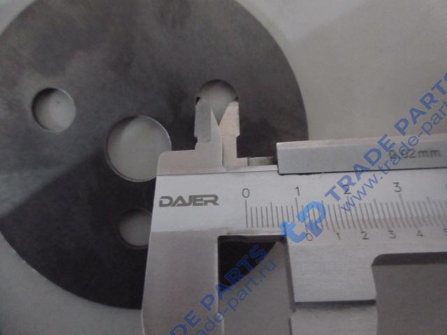 Реальная фотография шайба упорная промежуточной шестерни грм (3 отверстия) faw j6 качество о