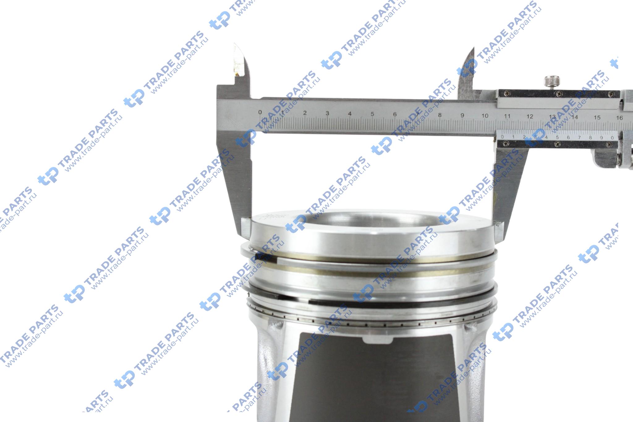 Реальная фотография поршнекомплект с гильзой deutz