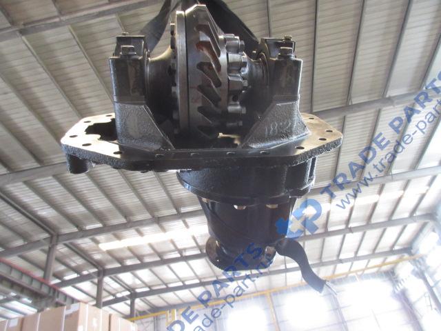 Реальная фотография главный редуктор заднего моста