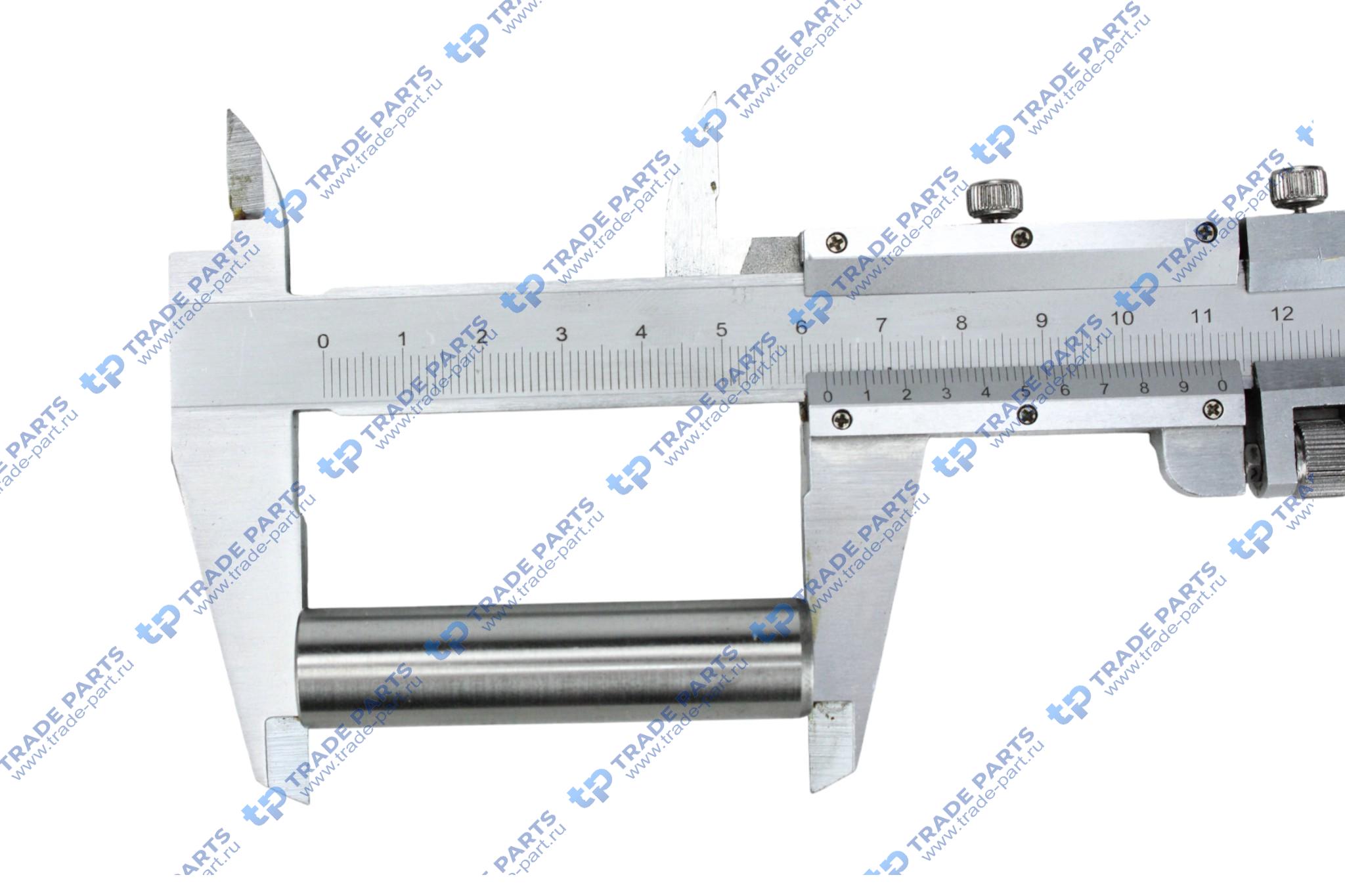 Реальная фотография втулка направляющая клапана!впуск/выпуск r4/r6 deutz bf 4m/6m